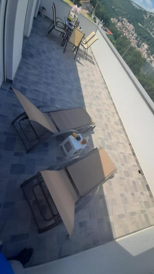 באקר Apartmani Petar I Luka מראה חיצוני תמונה