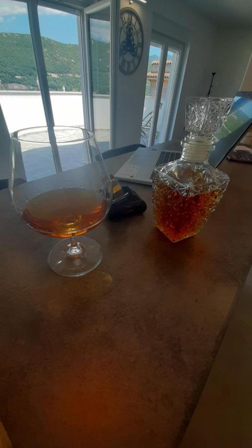 באקר Apartmani Petar I Luka מראה חיצוני תמונה