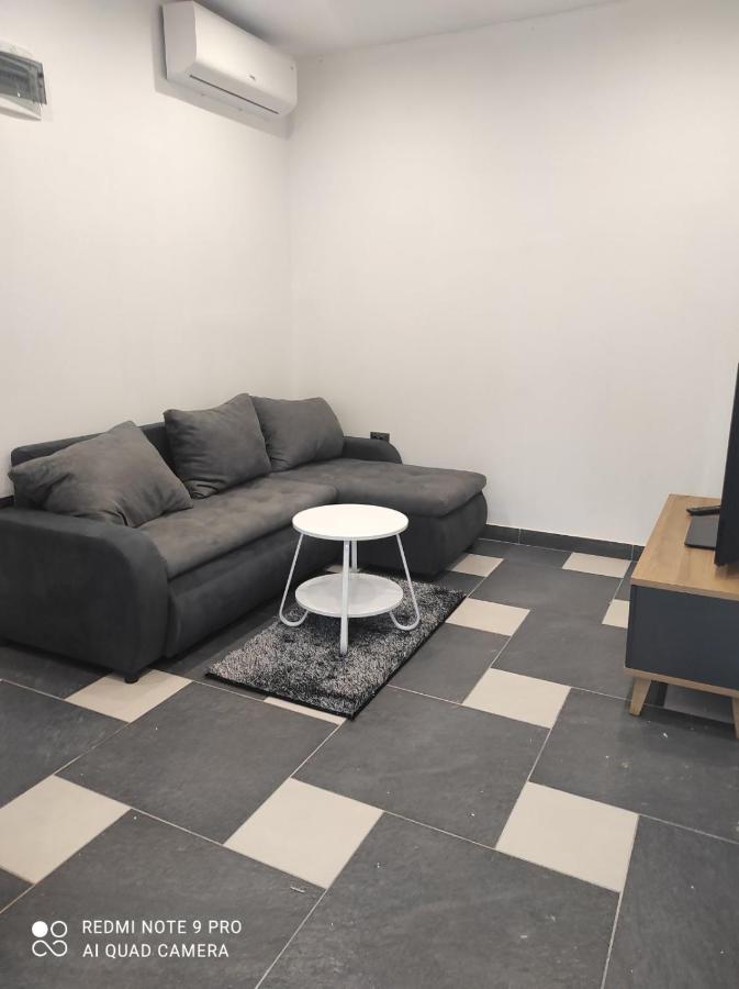 באקר Apartmani Petar I Luka מראה חיצוני תמונה